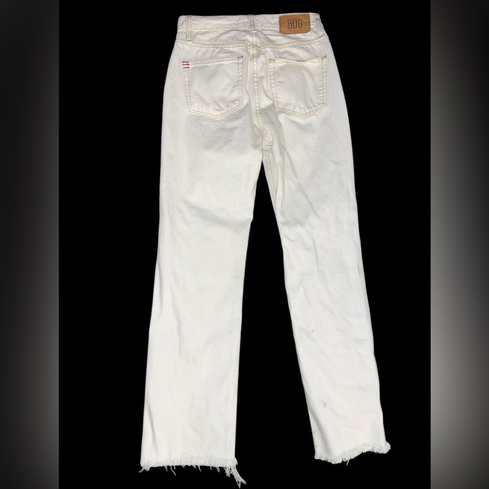 Women’s BDG, cowboy jeans, Distressed White Jeans - Picture 3 of 10